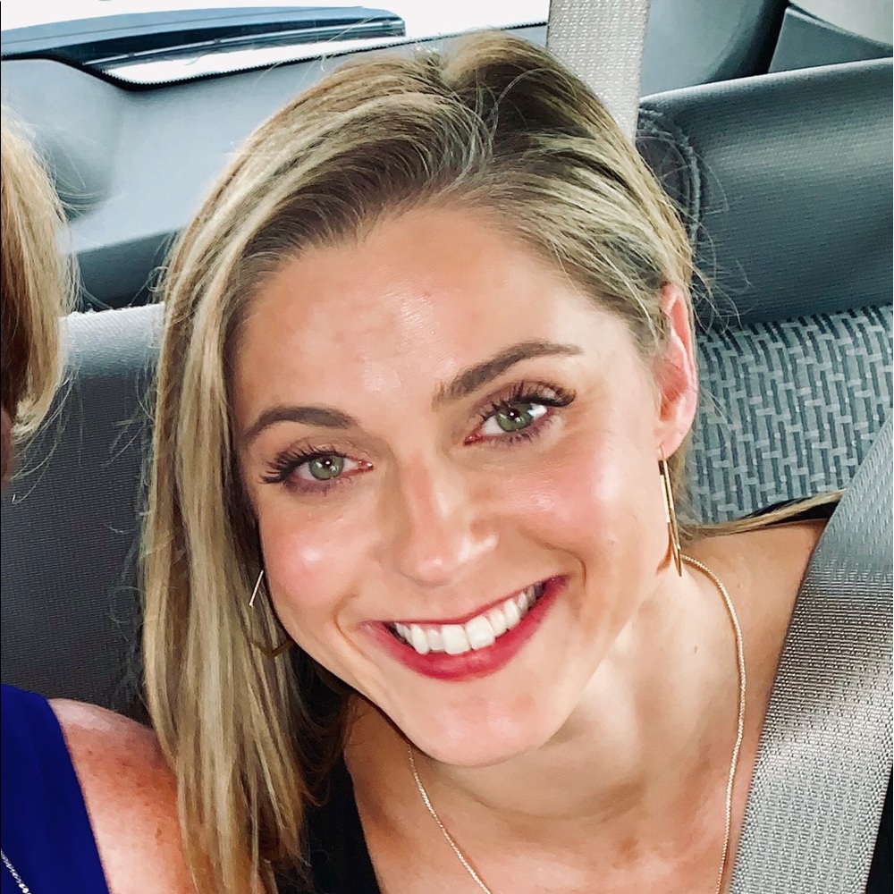 Meet your Posher, Stacie